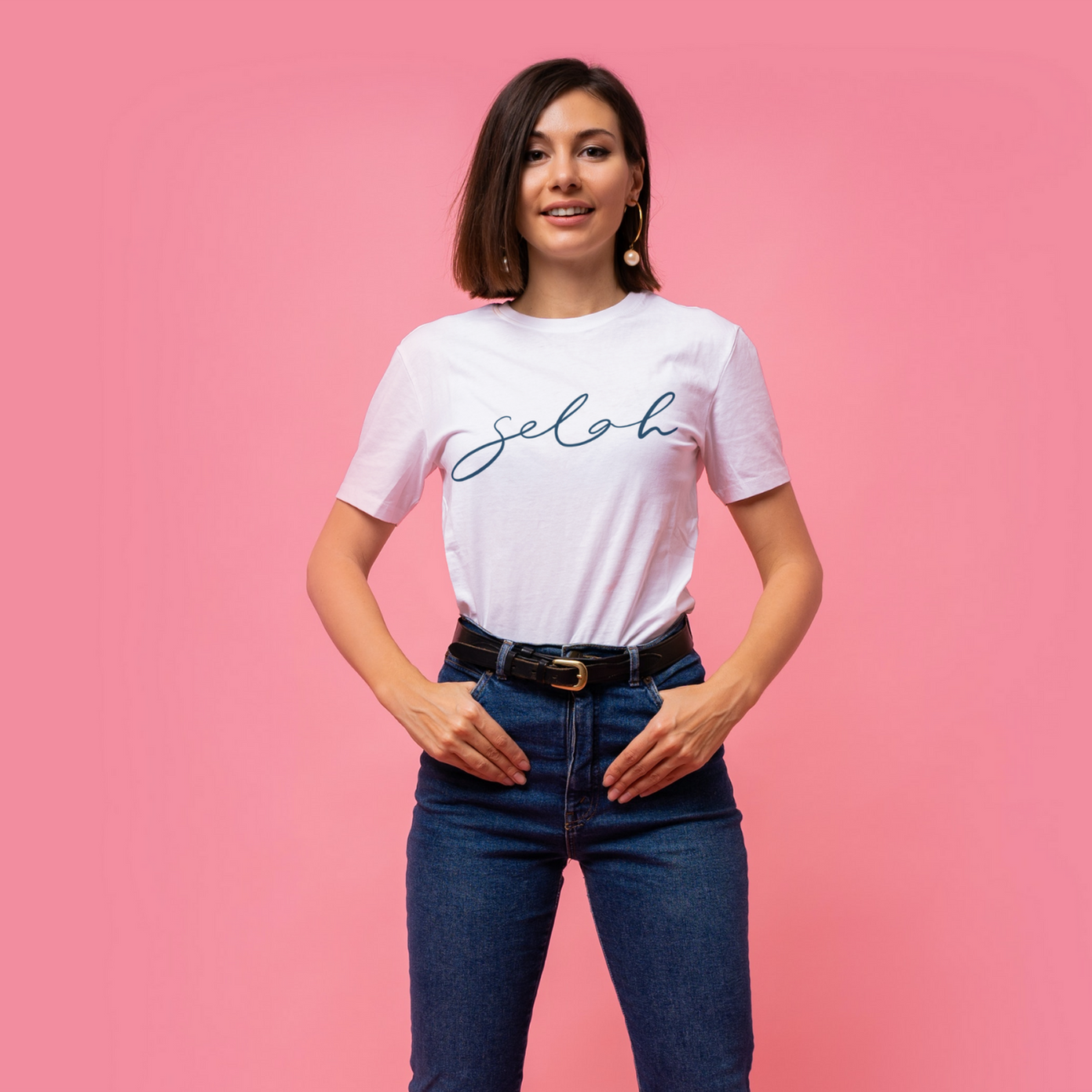 Selah Bible Verse Shirt, Minimalist Christian Fashion